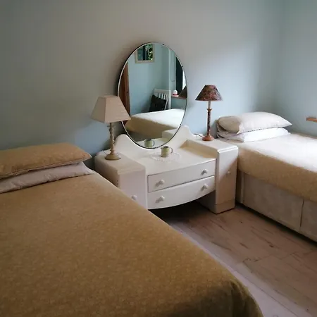Great Lawn -16km From Town Centre Bed & Breakfast